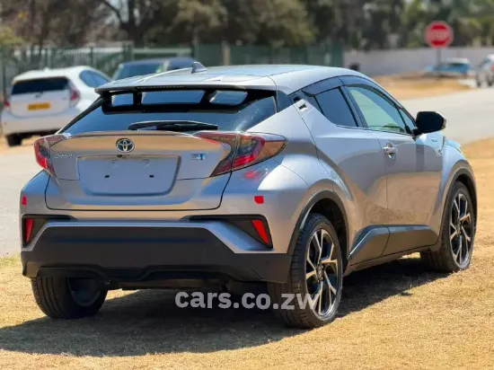 Picture of Toyota C-HR 2017