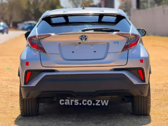 Picture of Toyota C-HR 2017