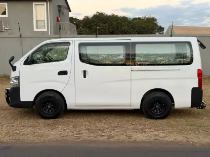Picture of Nissan NV350 2020
