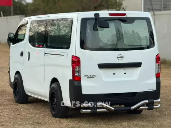 Picture of Nissan NV350 2020