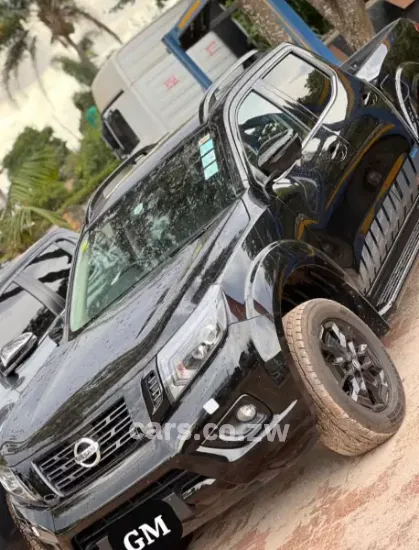 Picture of Nissan Navara 2020