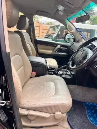 Picture of Toyota Land Cruiser 2008