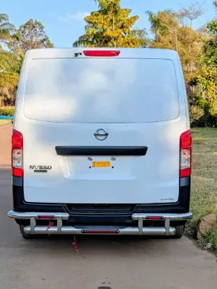 Picture of Nissan NV350 2019