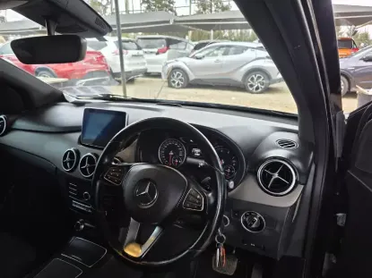 Picture of Mercedes Benz B-Class 2015