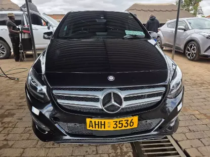 Picture of Mercedes Benz B-Class 2015