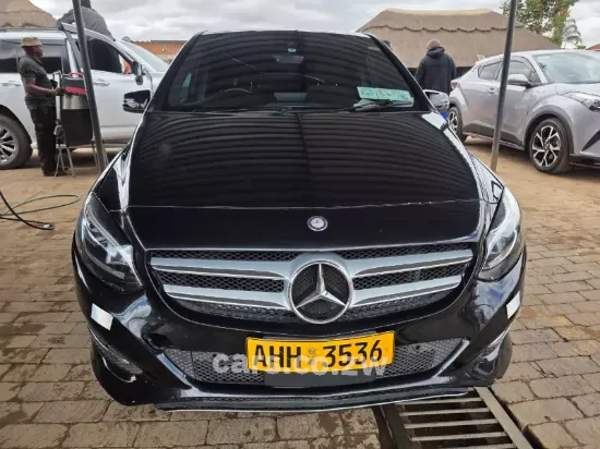 Picture of Mercedes Benz B-Class 2015