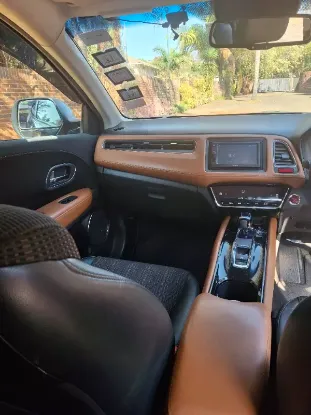 Picture of Honda Vezel 2014