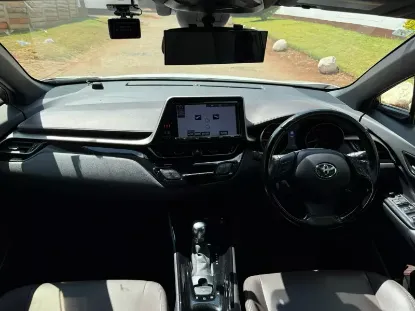 Picture of Toyota C-HR 2019