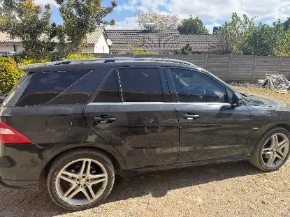 Picture of Mercedes Benz ML-Class 2012
