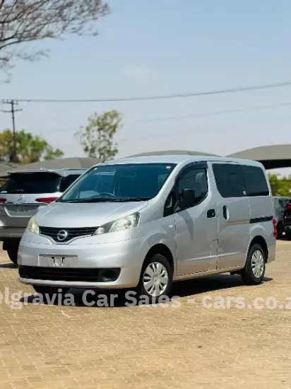 Picture of Nissan NV200 2017