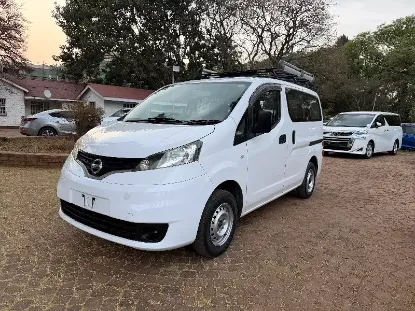 Picture of Nissan NV200 2017