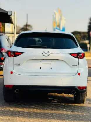 Picture of Mazda CX-5 2017