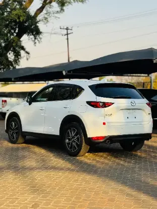 Picture of Mazda CX-5 2017