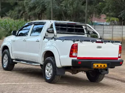 Picture of Affordable OFFROAD - Double Cabs For Hire - Toyota Hilux D4D !! From
