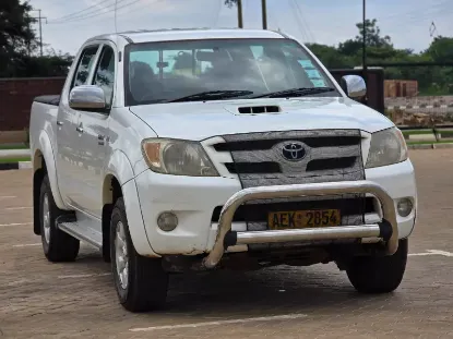 Picture of Affordable OFFROAD - Double Cabs For Hire - Toyota Hilux D4D !! From