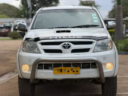 Picture of Affordable OFFROAD - Double Cabs For Hire - Toyota Hilux D4D !! From
