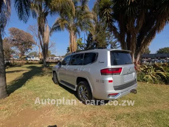 Picture of Toyota Land Cruiser 2022