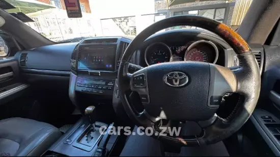 Picture of Toyota Land Cruiser 2009