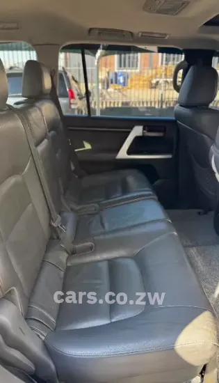 Picture of Toyota Land Cruiser 2009