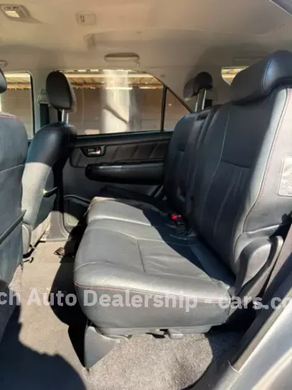 Picture of Toyota Fortuner 2015