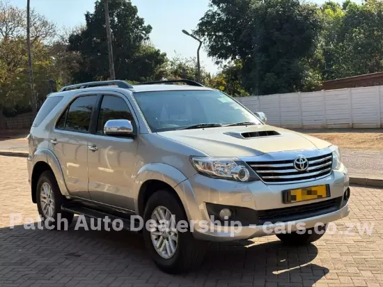 Picture of Toyota Fortuner 2015