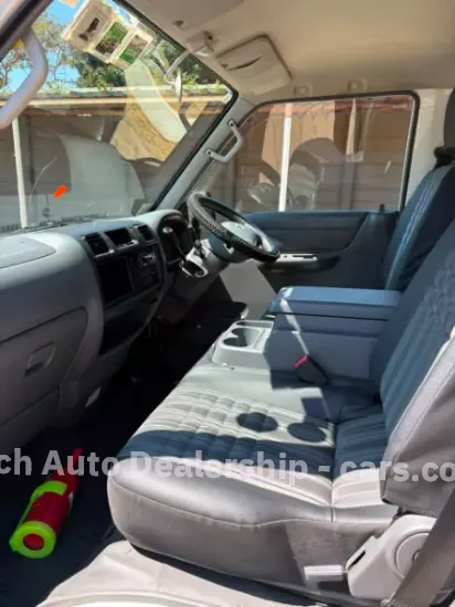 Picture of Mazda Bongo 2016