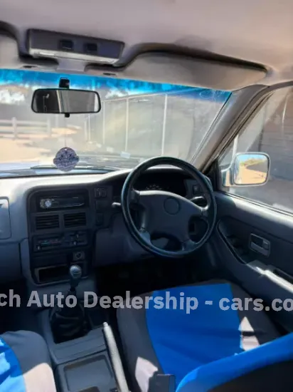 Picture of Isuzu KB300 2002