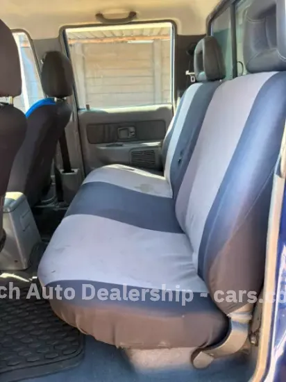 Picture of Isuzu KB300 2002