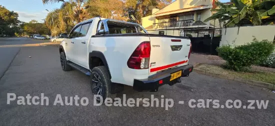 Picture of Toyota Hilux 2016