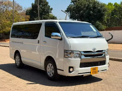 Picture of Toyota Hiace 2017