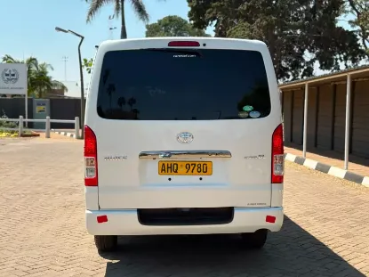 Picture of Toyota Hiace 2017