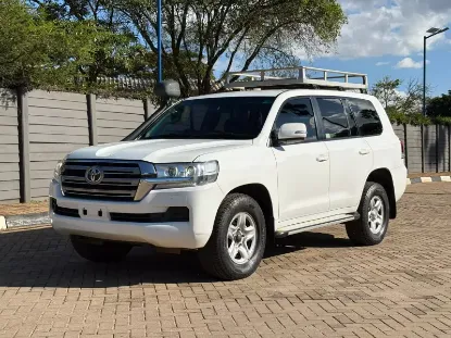 Picture of Toyota Land Cruiser 2016
