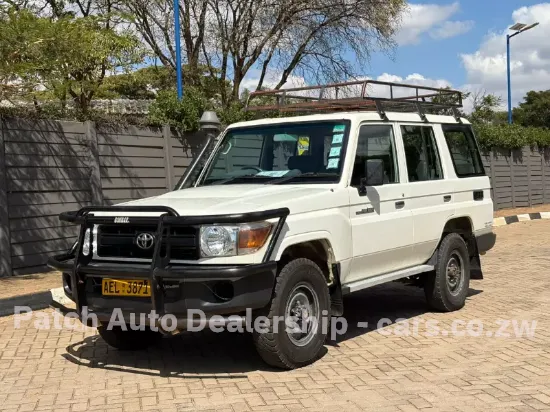 Picture of Toyota Land Cruiser 2017