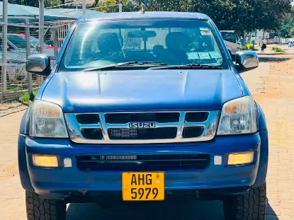 Picture of Isuzu KB300 2008
