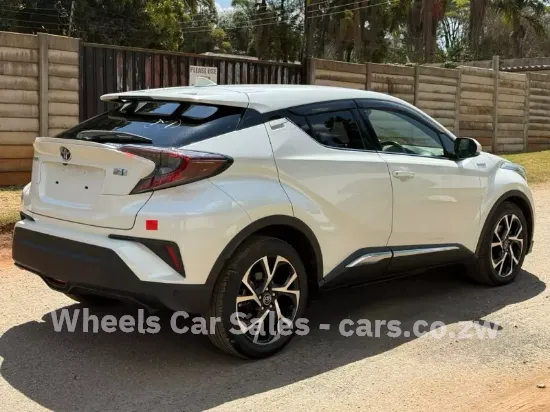 Picture of Toyota C-HR 2017