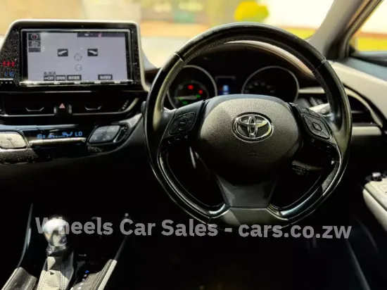 Picture of Toyota C-HR 2017