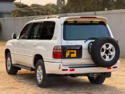 Picture of Toyota Land Cruiser 2008