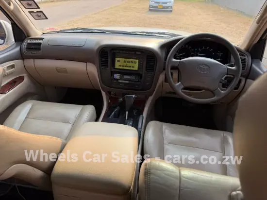 Picture of Toyota Land Cruiser 2008
