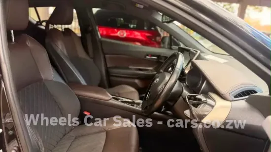 Picture of Toyota C-HR 2018