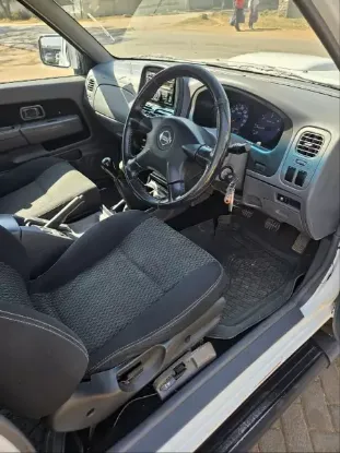 Picture of Nissan NP300 2019