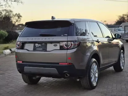 Picture of Land Rover Discovery 2017