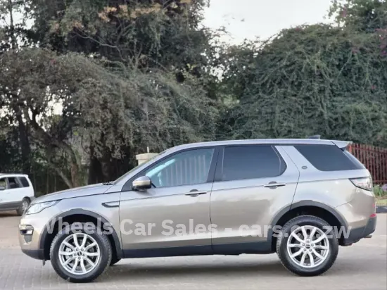 Picture of Land Rover Discovery 2017