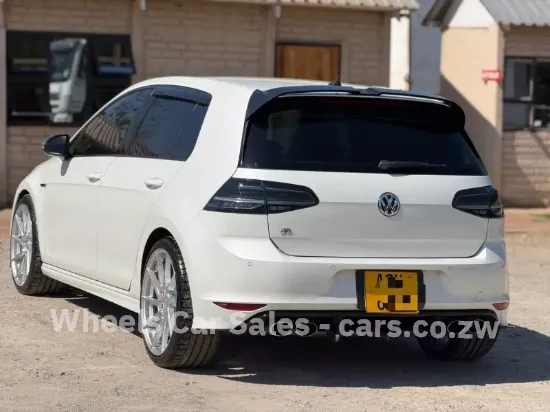 Picture of VW Golf 2017