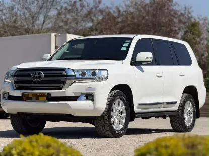Picture of Toyota Land Cruiser 2017