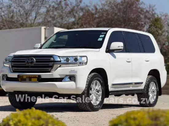 Picture of Toyota Land Cruiser 2017