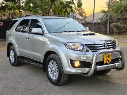 Picture of Toyota Fortuner 2015