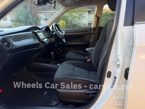 Picture of Toyota Axio 2017