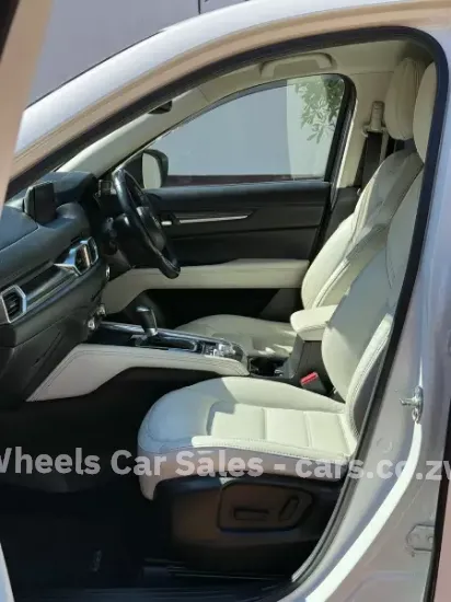 Picture of Mazda CX-5 2018