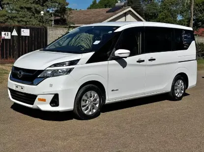 Picture of Comfortable, Classy, Spacious Family Minivans For hire!! From