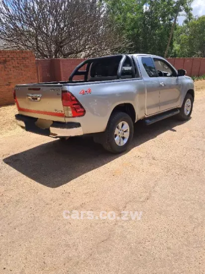 Picture of Toyota Hilux Revo 2016